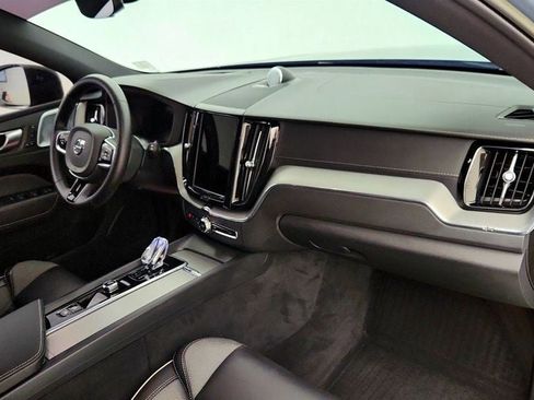 Used 2023 Volvo XC60 B6 Ultimate w/ Protection Package Premier AWD/4WD image 25