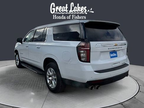 Used 2023 Chevrolet Suburban Premier image 3