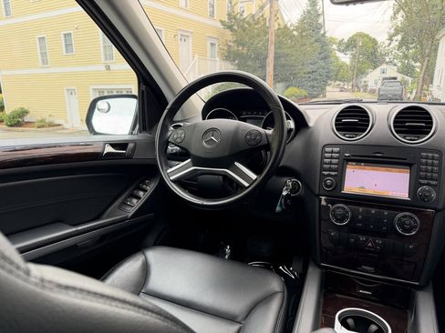 Used 2010 Mercedes-Benz ML 350 4MATIC image 20