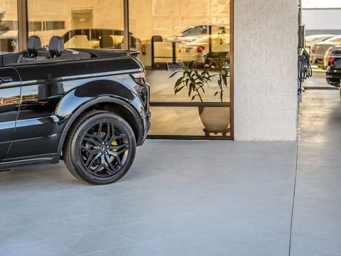 Used 2018 Land Rover Range Rover Evoque HSE Dynamic image 63