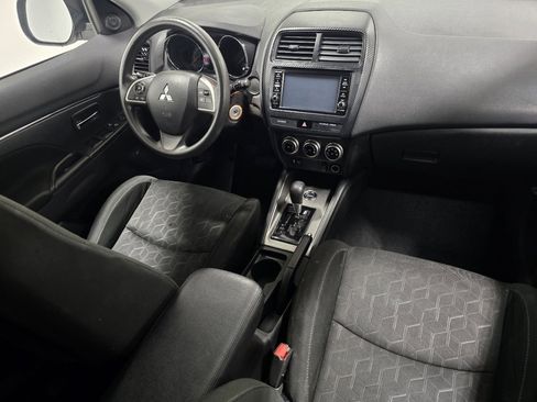 Used 2020 Mitsubishi Outlander Sport ES image 19