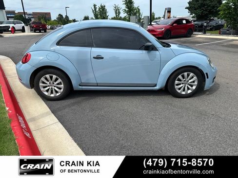 Used 2015 Volkswagen Beetle 1.8T FWD image 5