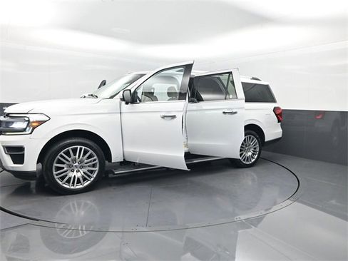 Used 2023 Ford Expedition Max Limited image 38