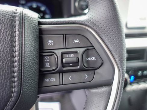 New 2026 Toyota 4Runner Limited AWD/4WD image 17