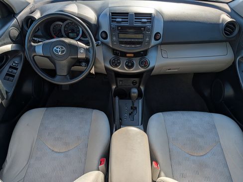 Used 2011 Toyota RAV4 4WD image 10