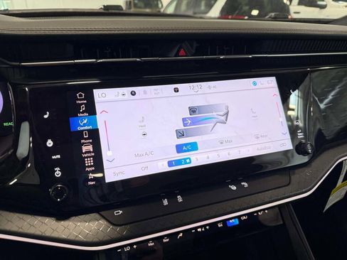 New 2025 Jeep Wagoneer S Limited image 39