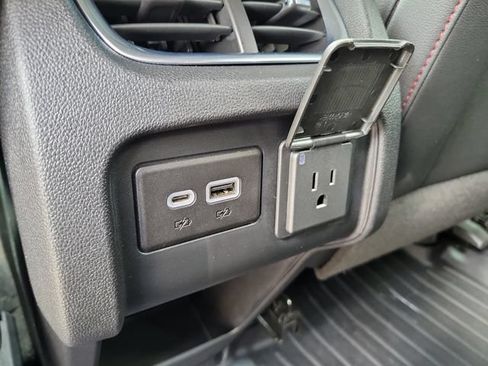 Used 2022 Chevrolet Blazer RS w/ Enhanced Convenience Package FWD image 13