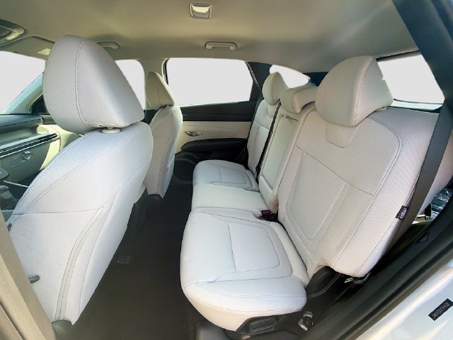 New 2026 Hyundai Tucson SE FWD image 23