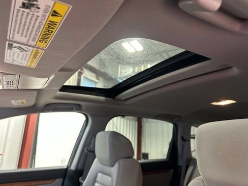 Used 2017 Honda CR-V EX image 29