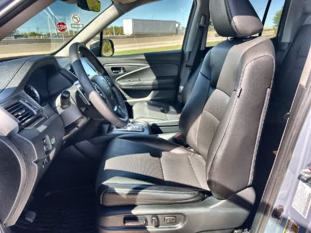 Used 2023 Honda Ridgeline RTL image 11