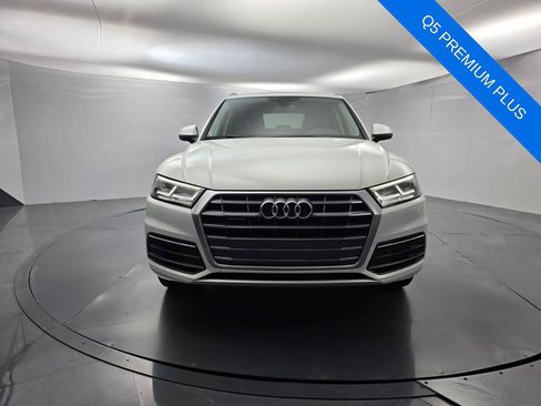 Used 2018 Audi Q5 2.0T Premium Plus w/ Premium Plus Package AWD/4WD image 2