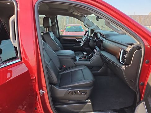 Used 2023 GMC Sierra 1500 Denali AWD/4WD image 11