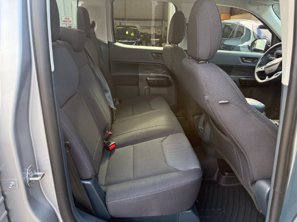 Used 2022 Ford Maverick XL FWD image 17