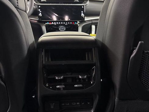 New 2026 Jeep Grand Cherokee Limited image 20