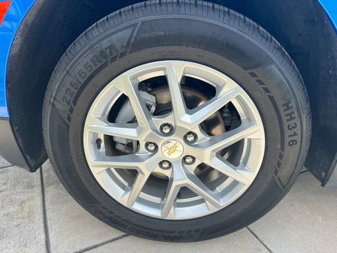 Used 2024 Chevrolet Equinox LT AWD/4WD image 23