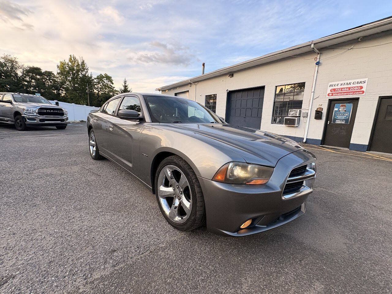 Used 2012 Dodge Charger R/T RWD image 5