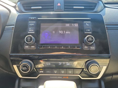 Used 2017 Honda CR-V LX image 30