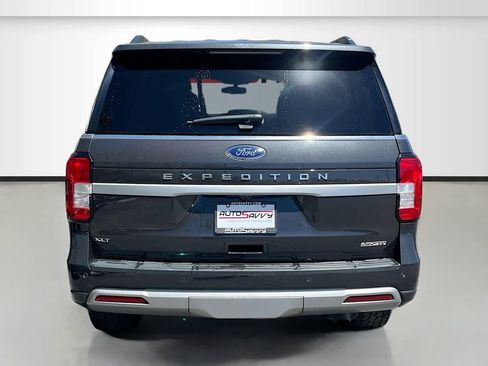 Used 2022 Ford Expedition XLT AWD/4WD image 6