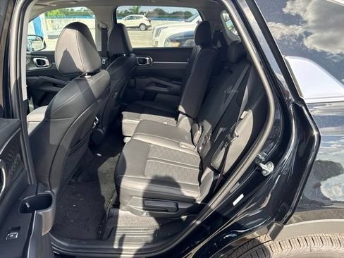 Used 2026 Kia Sorento S w/ S Panoramic Sunroof Package FWD image 3