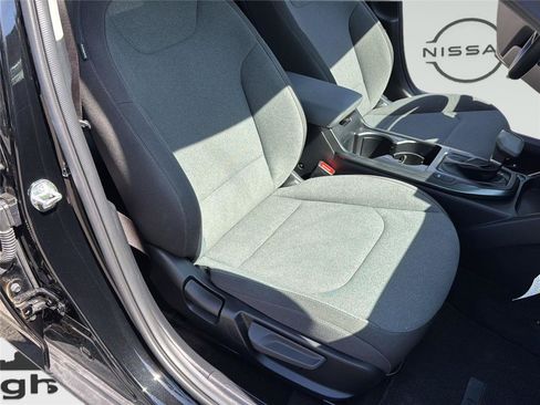 Used 2025 Kia K4 FWD image 29