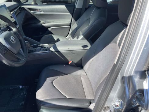 Used 2022 Toyota Camry XSE image 23
