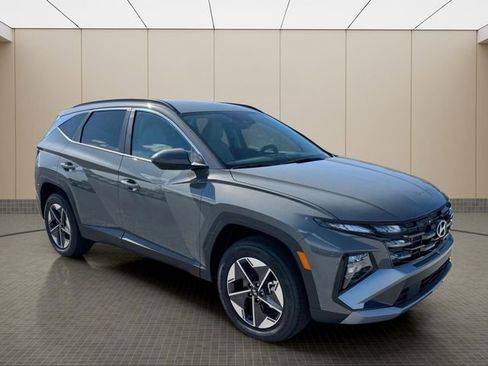 New 2026 Hyundai Tucson SEL w/ Tow & Go Package AWD/4WD image 2