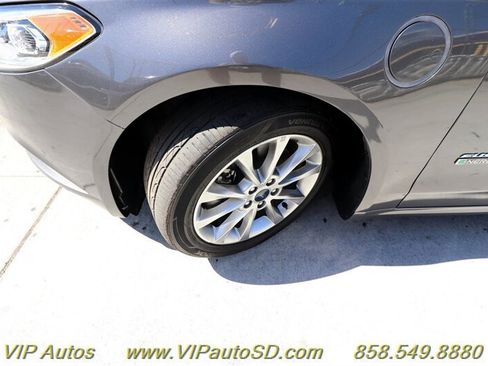 Used 2018 Ford Fusion Energi SE image 29