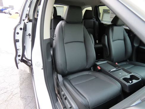New 2026 Honda Odyssey EX-L image 17