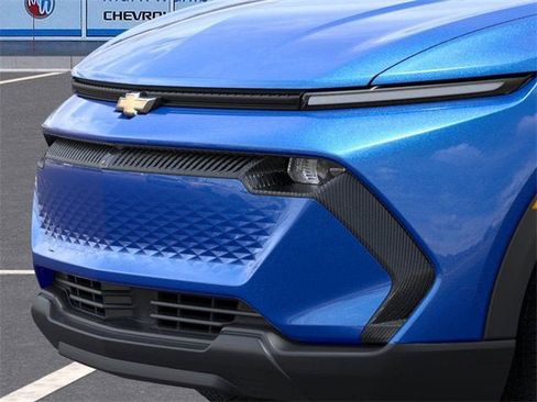 New 2026 Chevrolet Equinox EV LT image 13