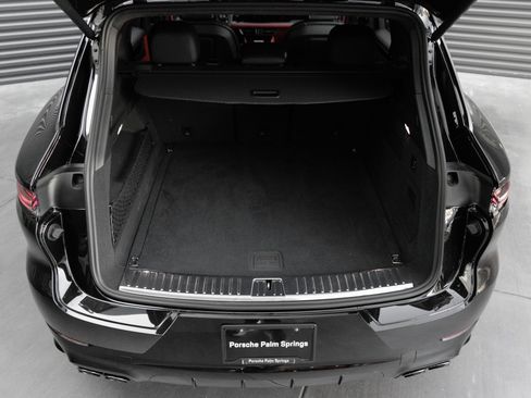 Certified 2026 Porsche Cayenne GTS AWD/4WD image 30