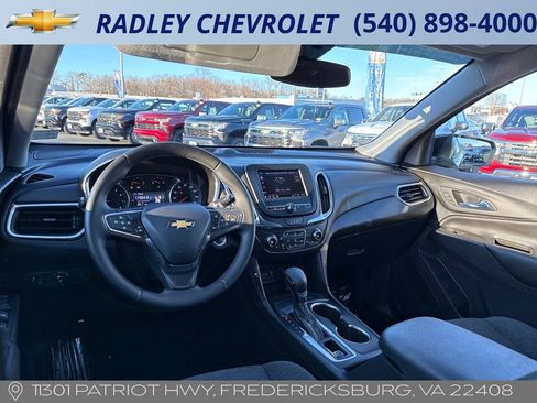 Certified 2024 Chevrolet Equinox LT w/ LPO, Floor Liner Package image 23