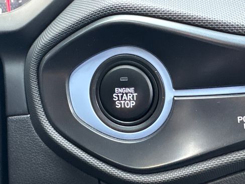 Used 2020 Hyundai Veloster N w/ Performance Package image 31