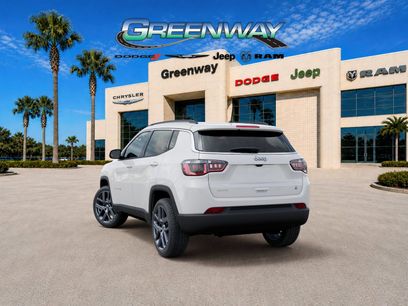 New 2026 Jeep Compass Latitude
