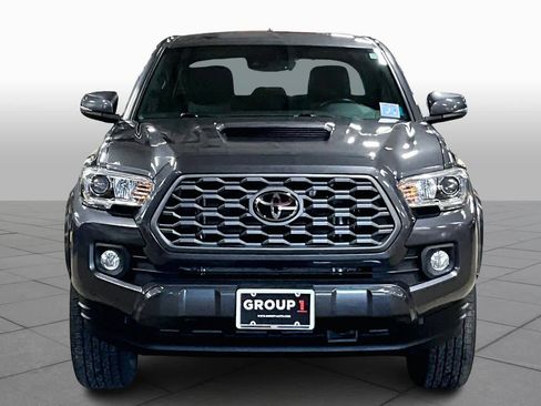 Certified 2022 Toyota Tacoma TRD Sport w/ Technology Package image 4