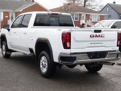 Used 2023 GMC Sierra 2500 SLE w/ Preferred Package AWD/4WD image 3