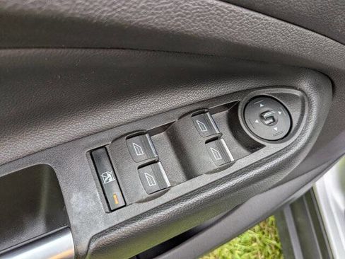 Used 2015 Ford C-MAX SE w/ Equipment Group 201A image 14