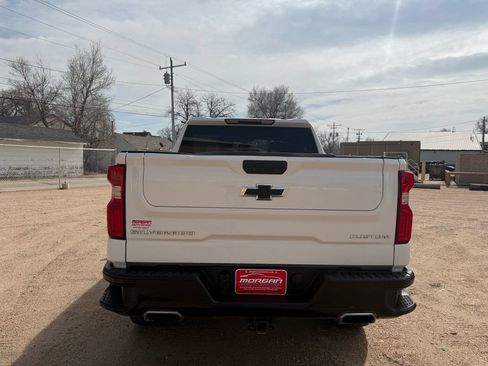 Used 2021 Chevrolet Silverado 1500 Custom Trail Boss AWD/4WD image 5