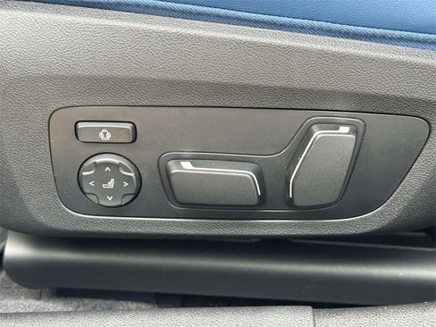 Used 2024 BMW M3 Competition image 23