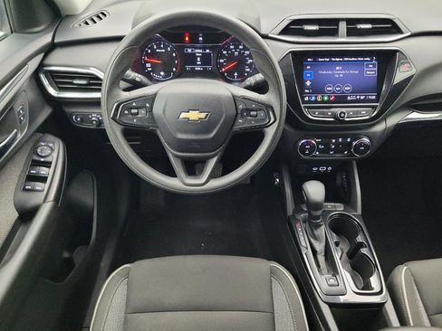 Used 2021 Chevrolet TrailBlazer LT w/ Convenience Package FWD image 22