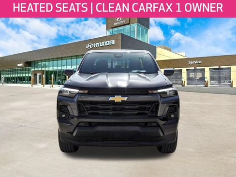 Used 2024 Chevrolet Colorado LT w/ LT Convenience Package III RWD image 2