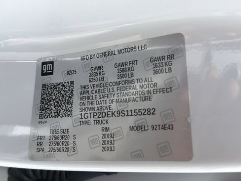 Certified 2025 GMC Canyon AT4 w/ Nightfall Edition AWD/4WD image 37