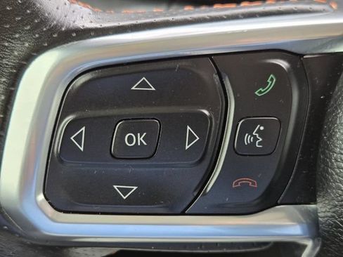 Used 2022 Jeep Gladiator Mojave w/ LED Lighting Group AWD/4WD image 18