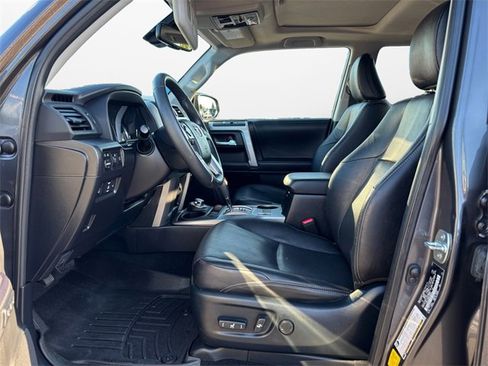 Used 2022 Toyota 4Runner Limited image 9