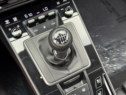 Used 2024 Porsche 911 Carrera T image 34