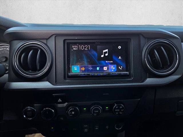 Used 2019 Toyota Tacoma TRD Sport w/ Technology Package AWD/4WD image 12