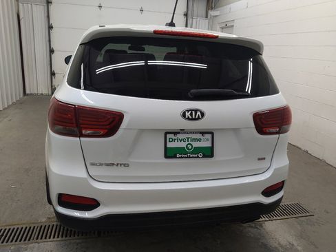Used 2019 Kia Sorento L FWD image 6