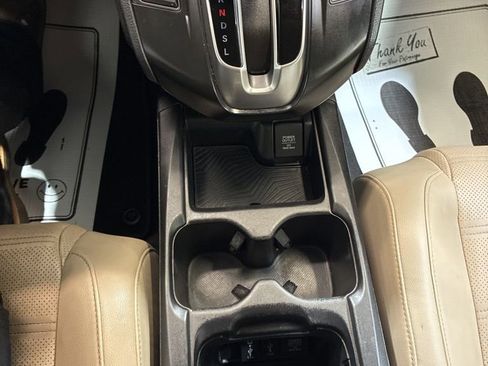 Used 2017 Honda CR-V Touring image 33