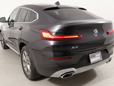 Used 2025 BMW X4 xDrive30i image 14