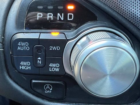 Used 2019 RAM 1500 Limited AWD/4WD image 18