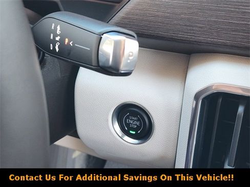 New 2026 GMC Acadia Denali w/ Super Cruise Package image 16